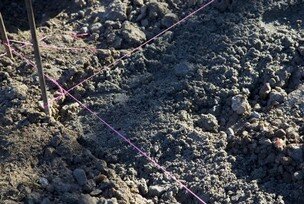 Implantation bordures Préparation de bordures en granit